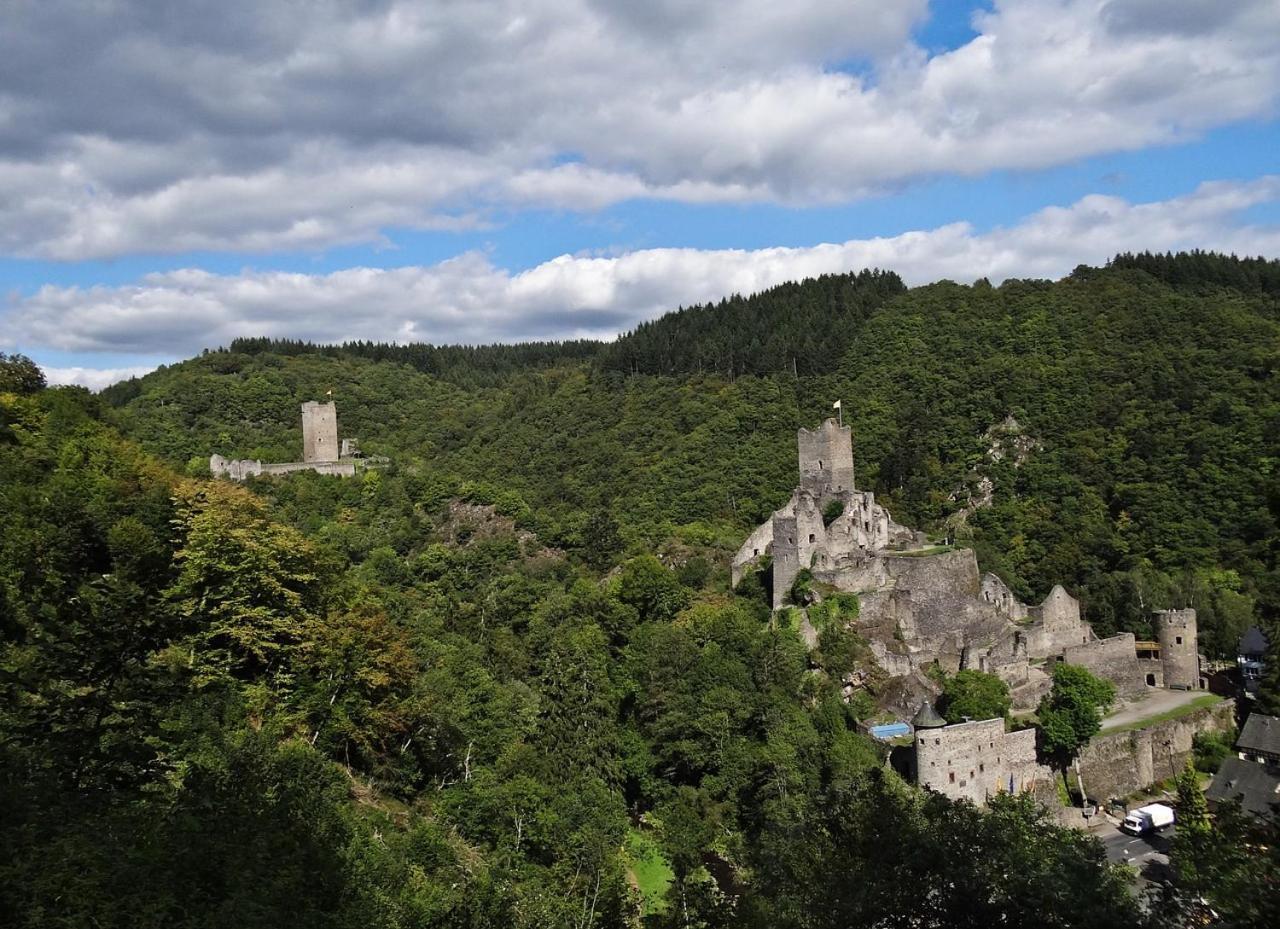Eifel21 - Stilvolles Haus In Der Vulkaneifel Bleckhausen Buitenkant foto